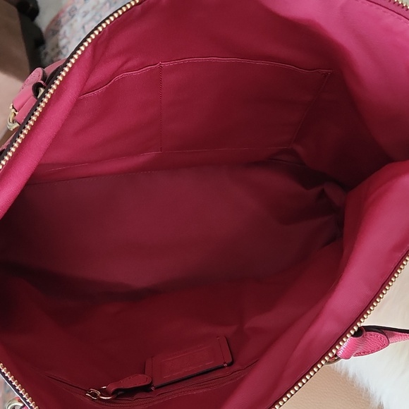 Beautiful NWOT Coach Hot Pink Saffiano Leather Shoulder Tote Bag 🩷🎁💖 - Picture 10 of 15